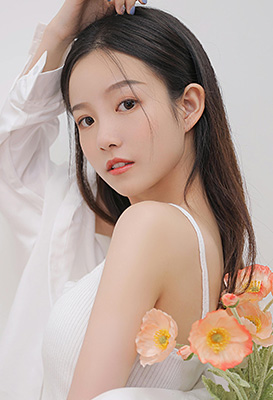 善良的小峓子在钱播放